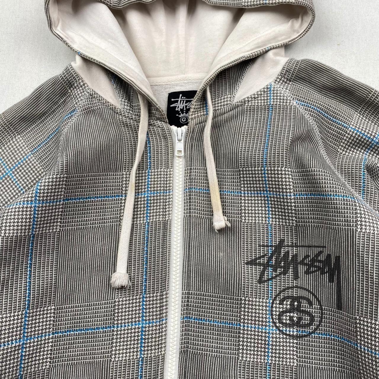 Authentic Vintage Stussy Hoodie (M)