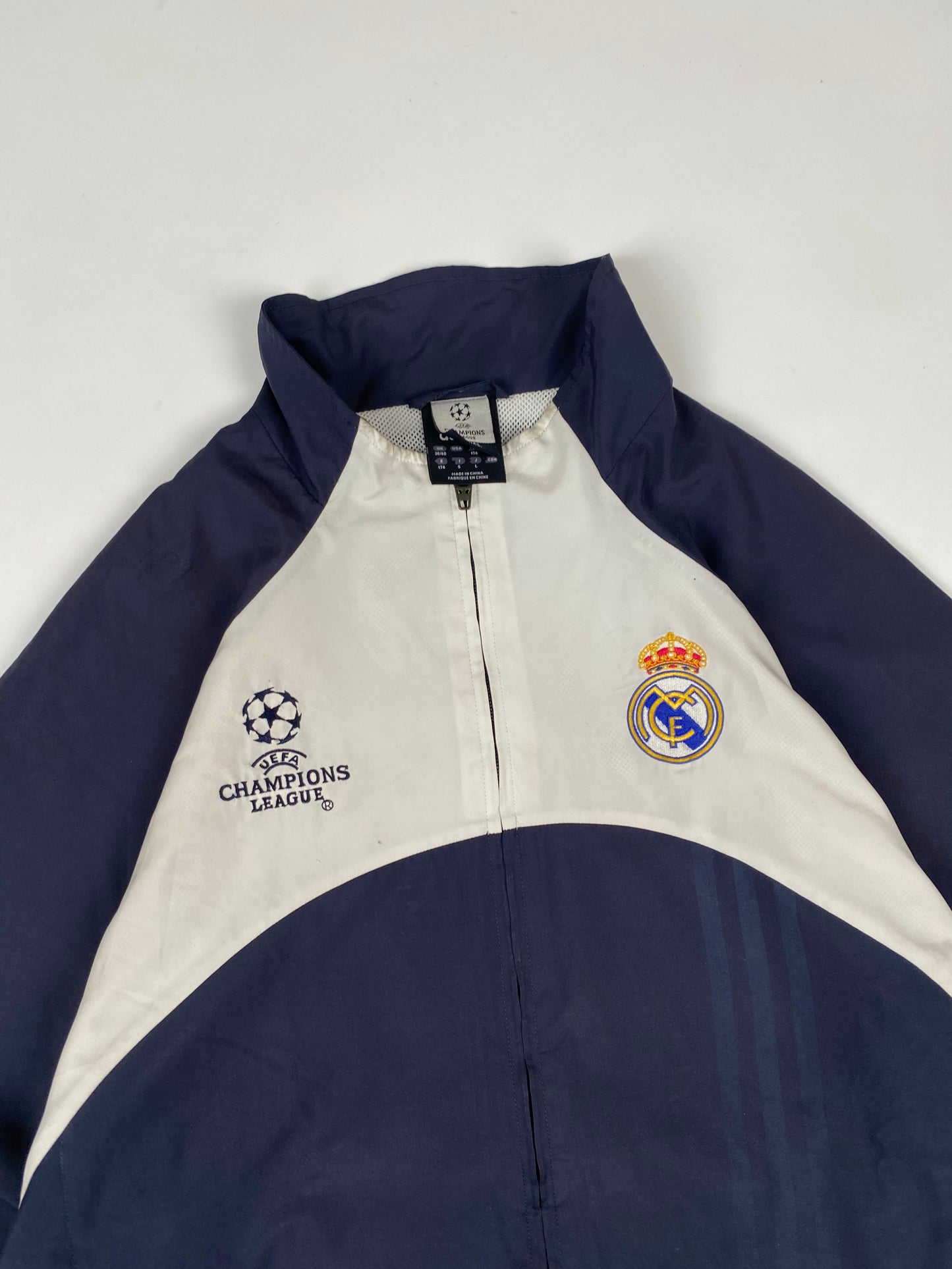 Authentic Vintage 2002 Real Madrid Adidas Jacket (L)