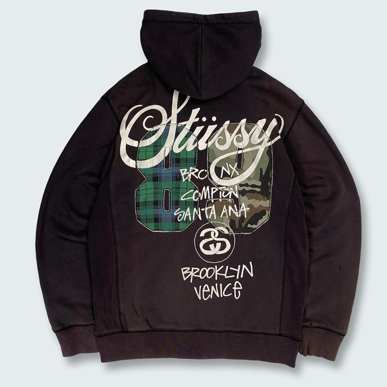 Authentic Vintage Stussy Hoodie (L)