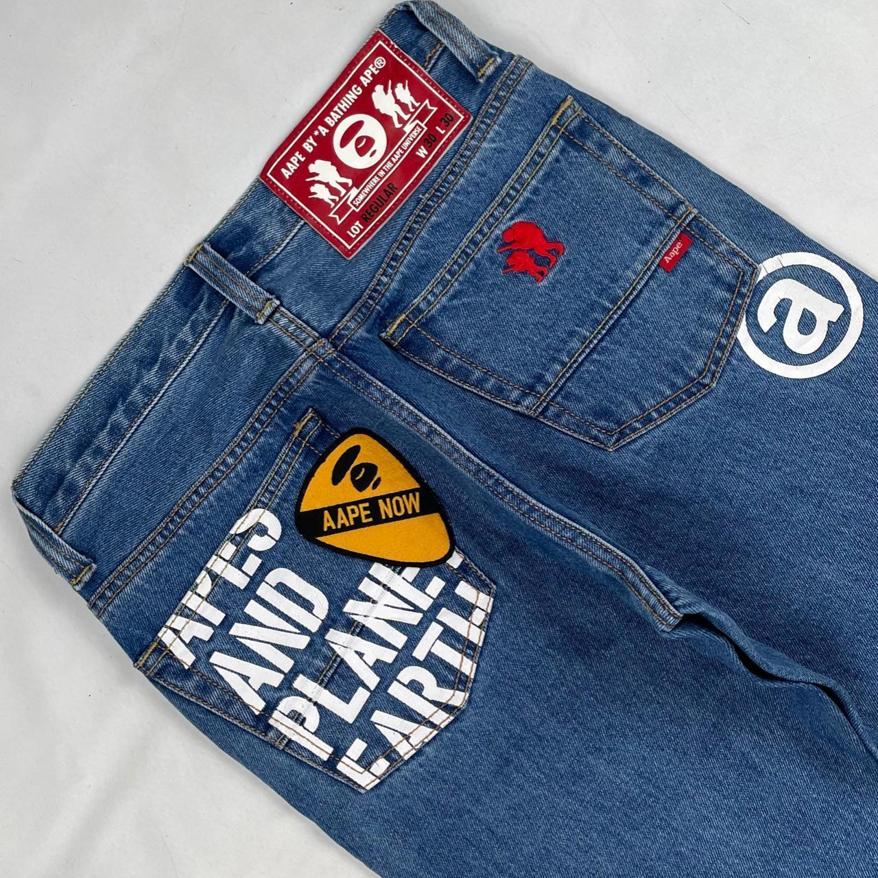 A bathing ape outlet jeans